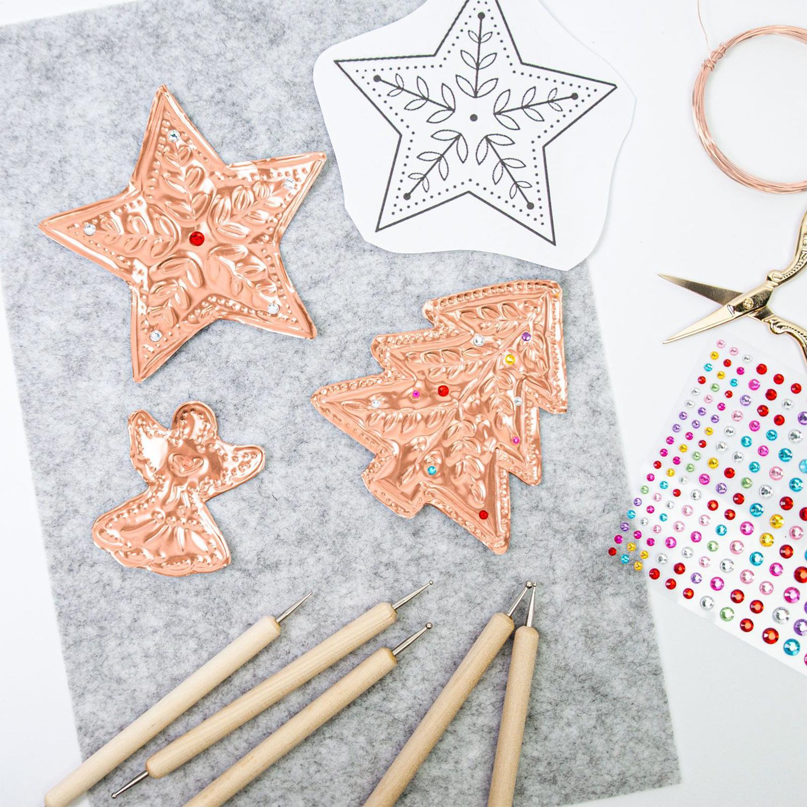 エンボス箔 8枚 アルミクラフト用品 エンボスシート 箔紙  - Art Craft For Christmas のレビューと価格