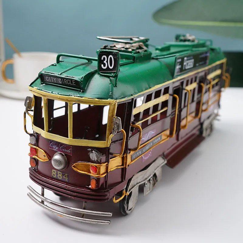 レストランバー荒廃したシックなインダストリアル風路面電車モデ - Art Craft Restaurant のレビューと価格