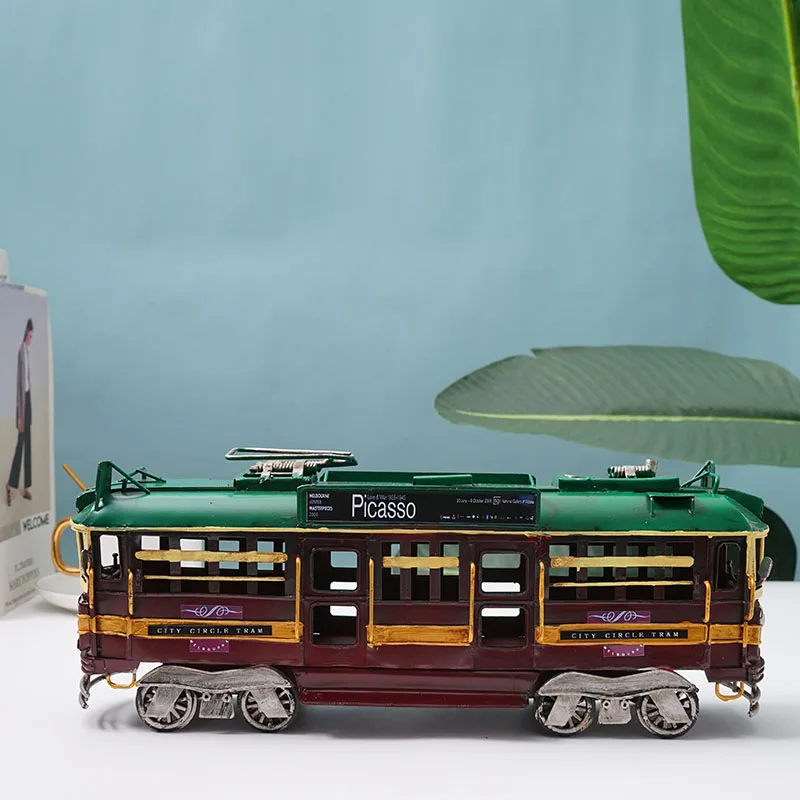 レストランバー荒廃したシックなインダストリアル風路面電車モデ - Art Craft Restaurant のレビューと価格