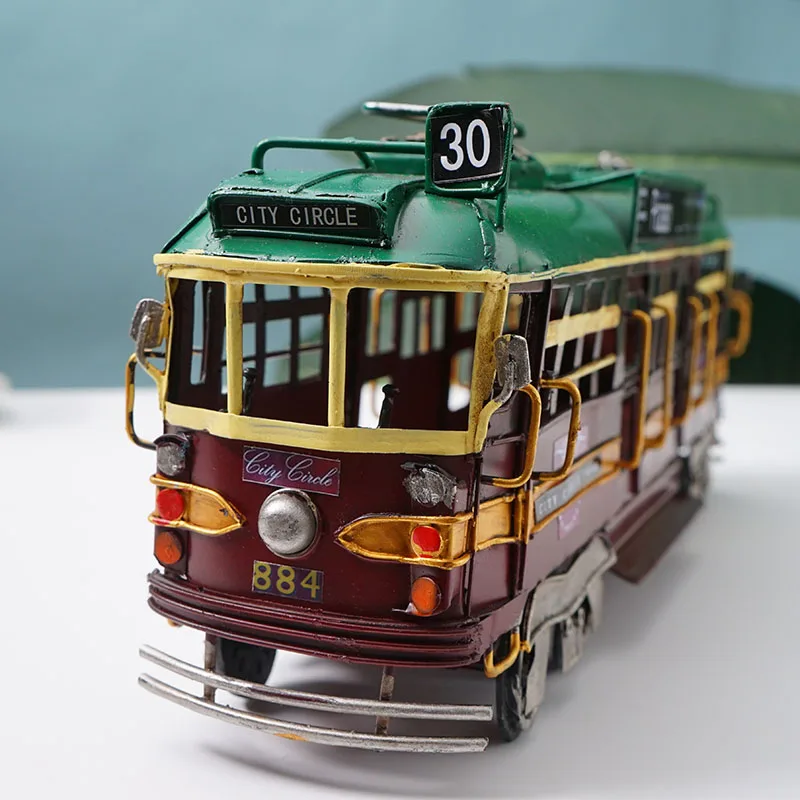 レストランバー荒廃したシックなインダストリアル風路面電車モデ - Art Craft Restaurant のレビューと価格